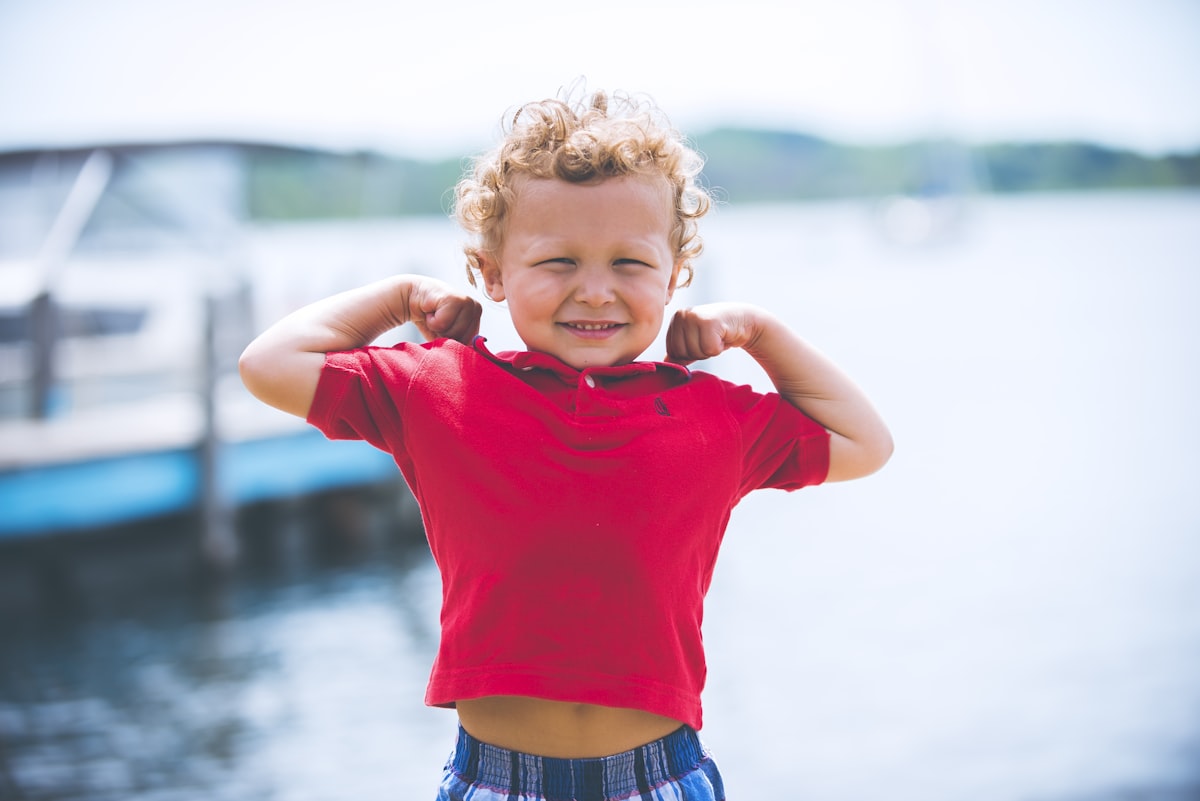 A young Rim Country child
